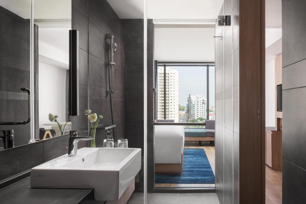 Khách sạn Courtyard By Marriott