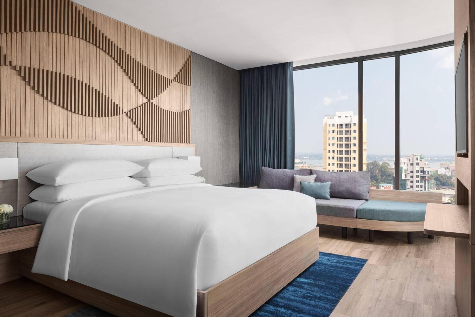 Khách sạn Courtyard By Marriott 4*