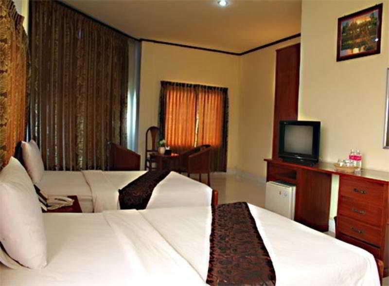 Courtyard By Marriott Khách sạn